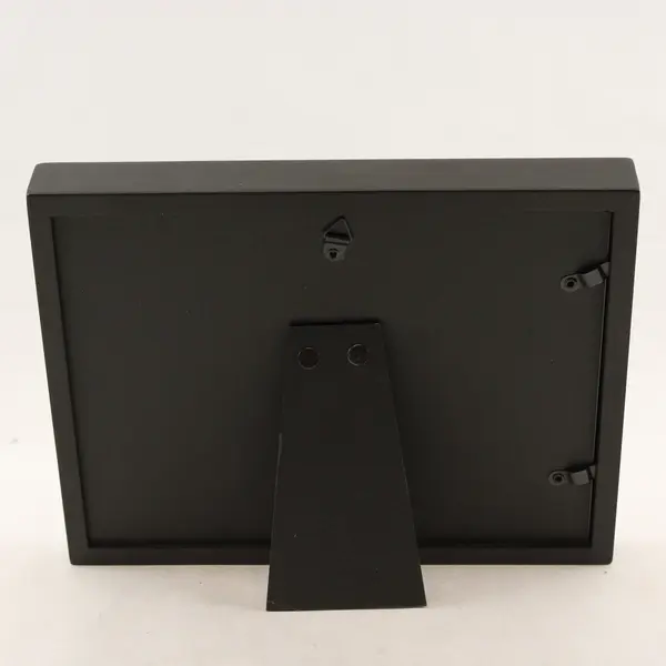 Black Picture Frame with Family 6" x 4" Wall or Desk Display