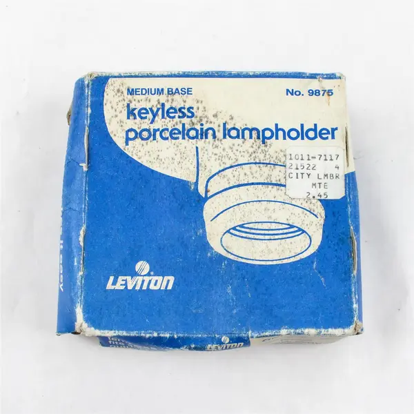 Leviton 9875 Porcelain White Lampholder Keyless w/ Knockouts Single Screw