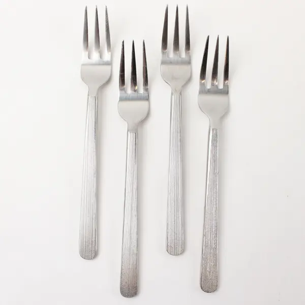 Lot of 4 Retroneu Foliage Silver Stainless Steel Salad Forks 7.5"