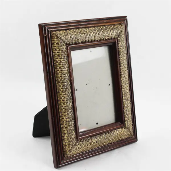 Rattan Border Walnut Free-Standing Photo Frame 4x6