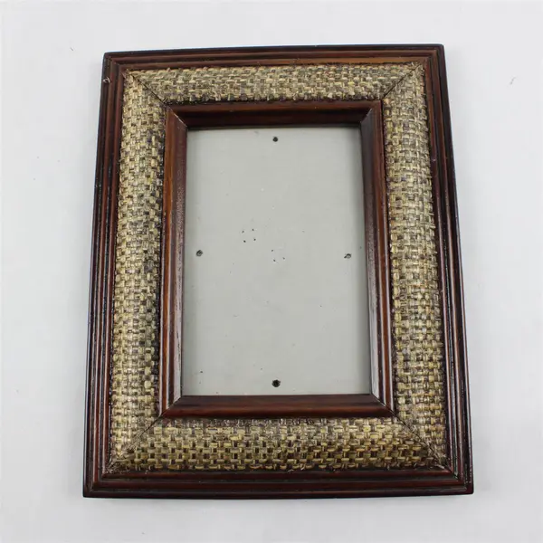 Rattan Border Walnut Free-Standing Photo Frame 4x6