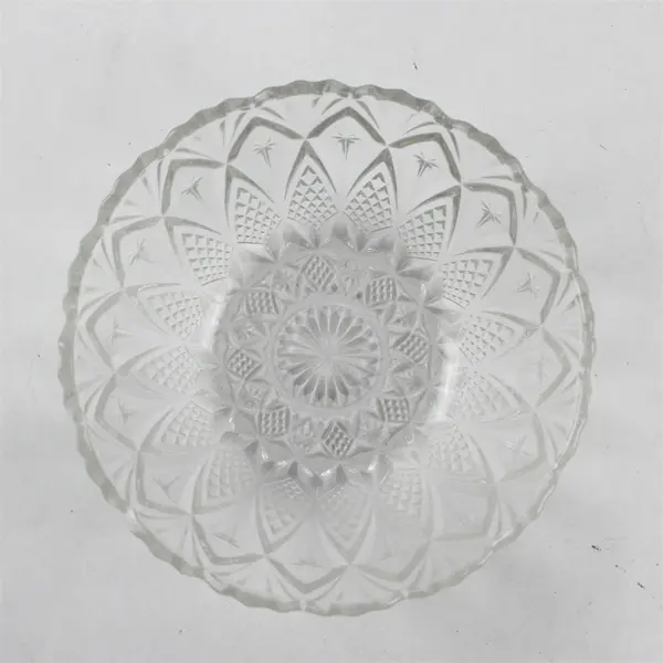 Godinger Clear Pressed/Cut Glass Bowl Scalloped Edge Bowl 6" Round 2.5" Tall