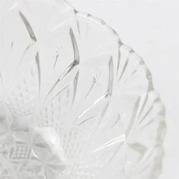Godinger Clear Pressed/Cut Glass Bowl Scalloped Edge Bowl 6" Round 2.5" Tall