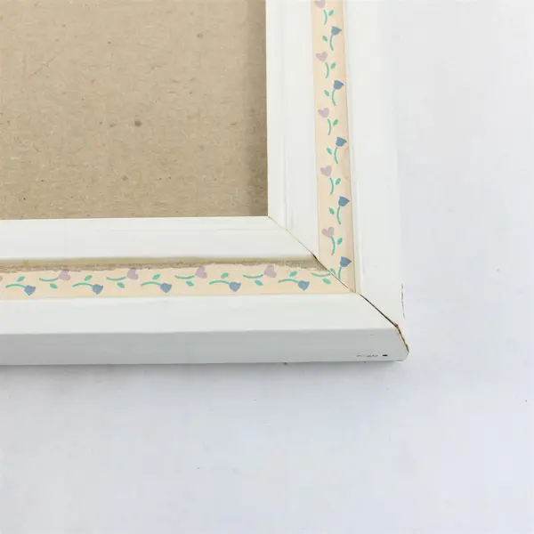 White Wooden Desk Top Picture Frame 8"x10" w/Decorative Floral Border 