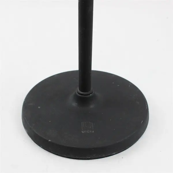 Umbra Iron Paper Towel Holder with Scroll Design 