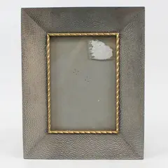 Vintage-Style Tabletop Metal Picture Frame w/Hammered/Rope-Style Border Pattern