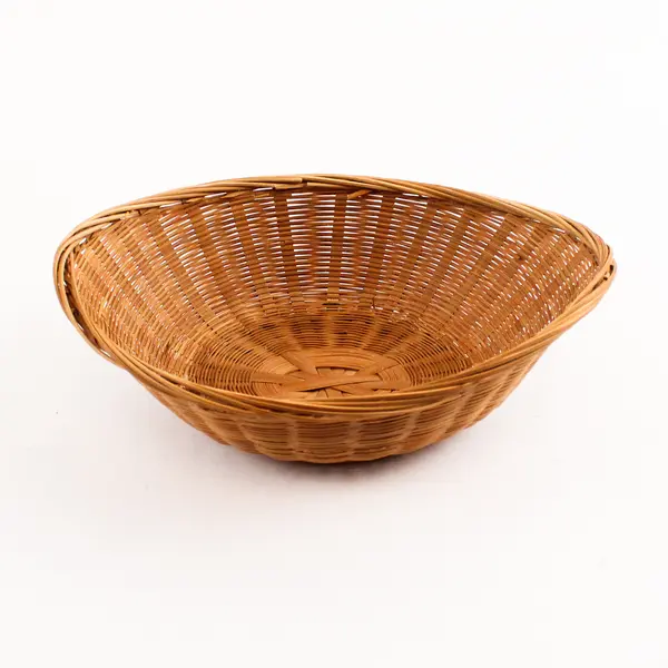 Unbranded/Unmarked Small Oval Woven Rattan Basket Home Decor 8.5" Long & 6" Wide
