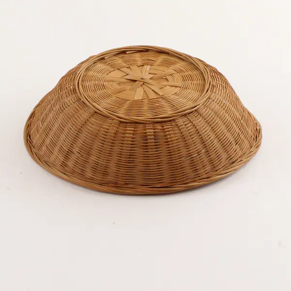 Unbranded/Unmarked Small Oval Woven Rattan Basket Home Decor 8.5" Long & 6" Wide