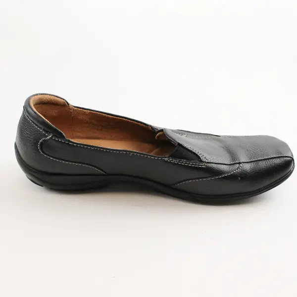 NaturalSoal By Naturalizer Black Leather Slip On Loafer Flats Women's Size 8.5M
