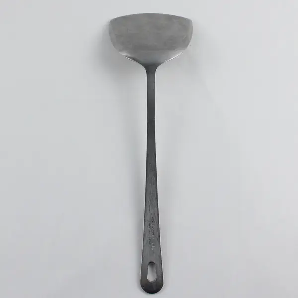 18/0 Stainless Steel Wok Spatula W/ Long Handle Made in China Used Condition