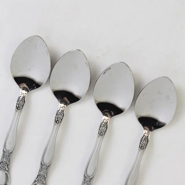 A Set of 4 Miracle Maid MMA2 Pattern Teaspoons Stainless Steel 6 Inches