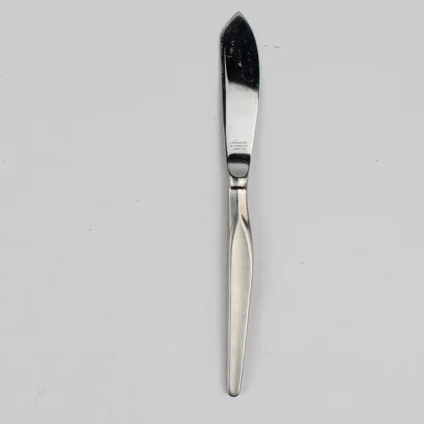 Noritake Linden Pattern Stainless Individual Fish Knife 8.25 Inches