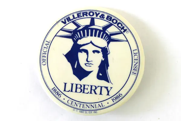 Villeroy & Boch 1982 Liberty Centennial Pinback Pin Button Collectible 2.25"