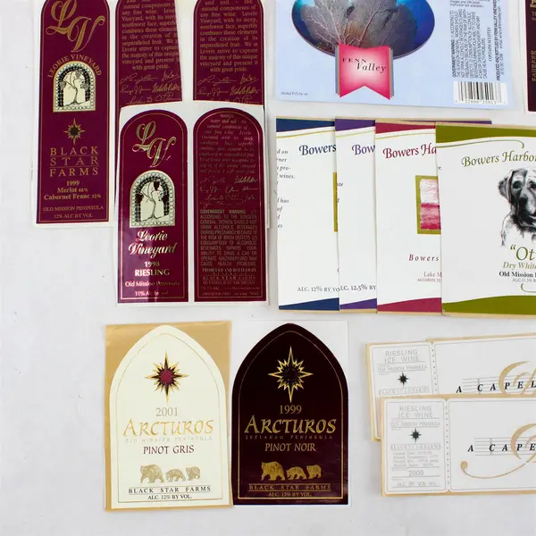 Lot Of 13 Michigan Fine Wine Labels 1998-2002 Unused
