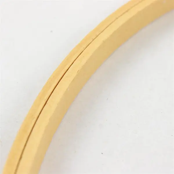 Unbranded 14in Round Wooden Embroidery Hoop w/Metal Tension Bolt