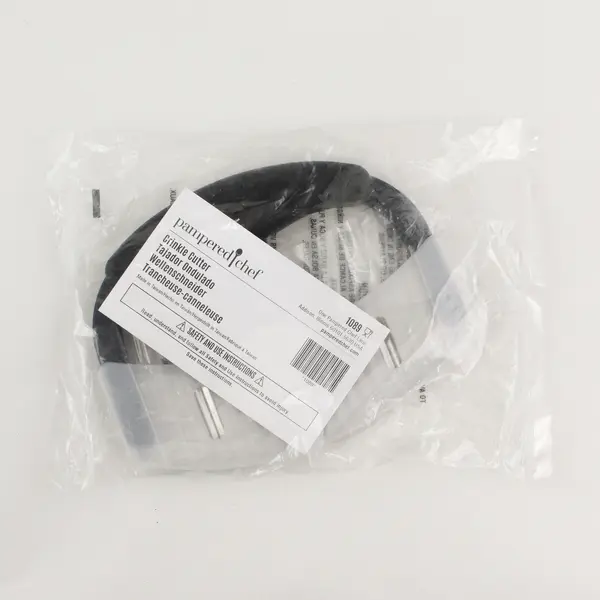 Pampered Chef Plastic Handle/Stainless Crinkle Cutter Kitchen Utensil #1089