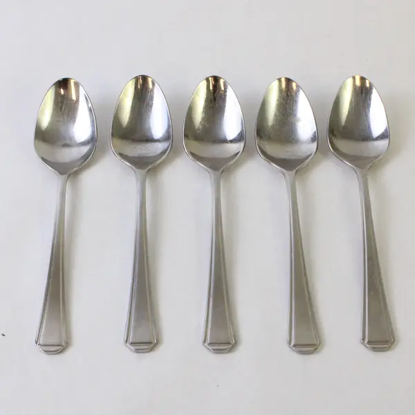 Five Stainless Ascot Teaspoons by Retroneu