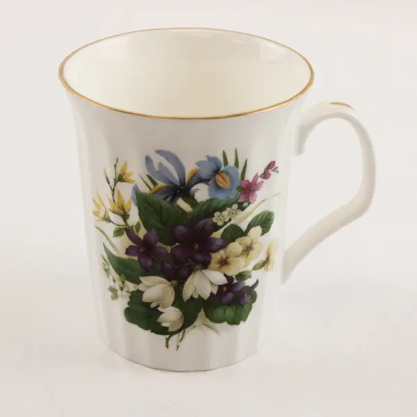 China Classics Brands Floral Print On White Bone China Mug Gold Trim 3.75" Tall