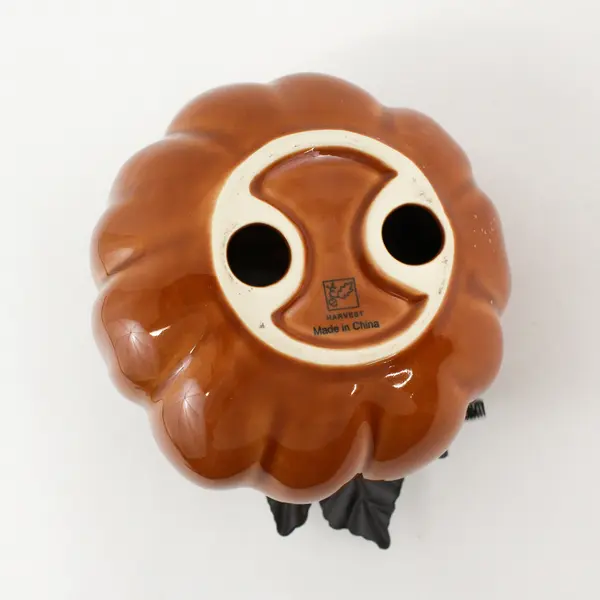 Harvest Burnt Orange Ceramic Pumpkin With Metal Leaf