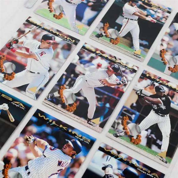 Lot of 23 1990s Score & Pinnacle  Baseball Cards Chiefs Dodgers Indians Yankees