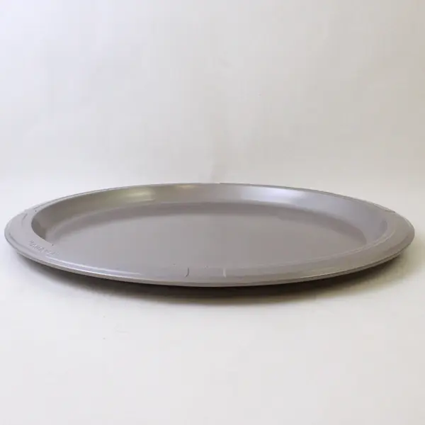 WearEver Brand Silver Color Aluminum 14"/35.6 Cm Round Shaped Pizza Pan Bakeware