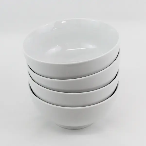 Lot of 4 World Market White Ceramic  Soup  Bowls 7" Diameter