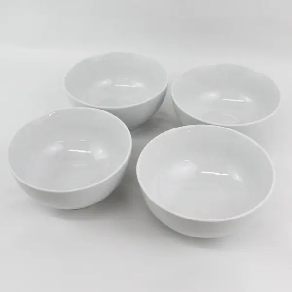 Lot of 4 World Market White Ceramic  Soup  Bowls 7" Diameter