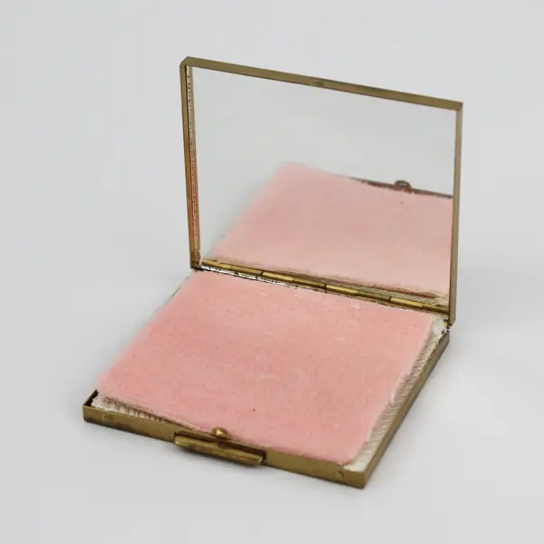 Vintage Gold Tone Powder Compact With Mirror and Puff - no powder 