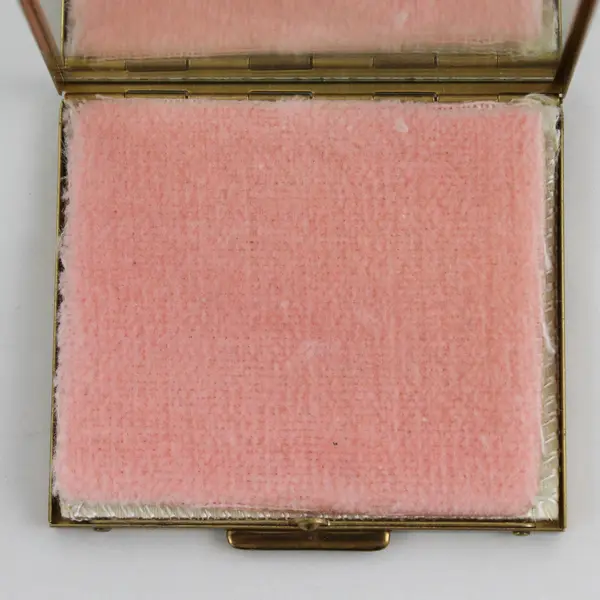 Vintage Gold Tone Powder Compact With Mirror and Puff - no powder 