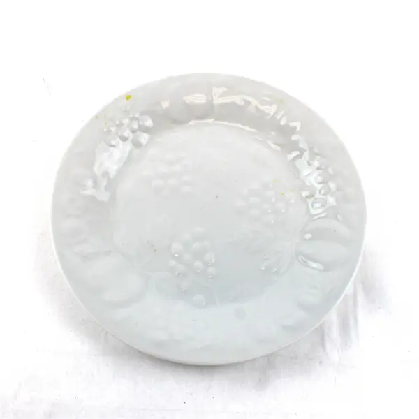 Set of 2 Gibson Designs Flourish White 8in Salad Plates
