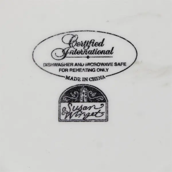 Susan Winget Certified International Eggplant Plate 