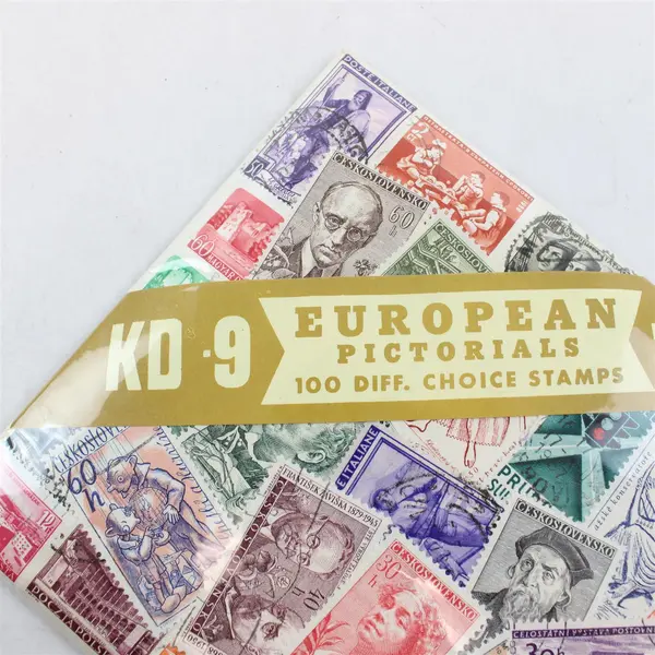 Vintage Hygrade European Pictorials 100 Different Stamp Packet KD9