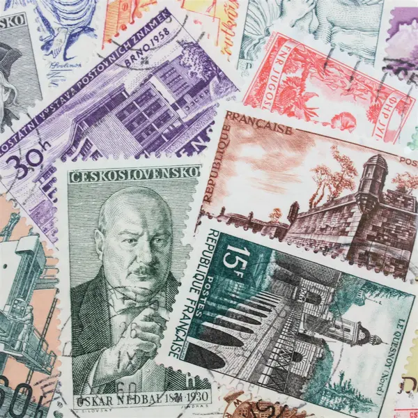 Vintage Hygrade European Pictorials 100 Different Stamp Packet KD9
