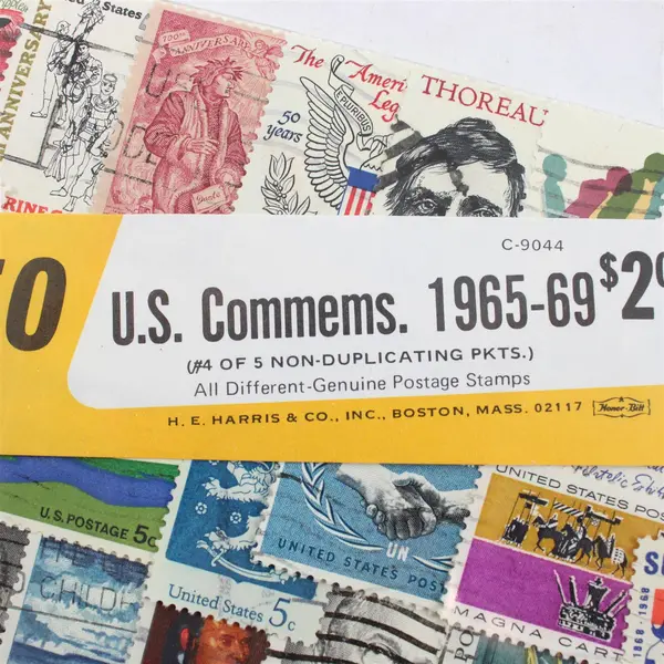 Vintage Honor Bilt United States Commemoratives 1965-69 50 Stamp Packet C9044
