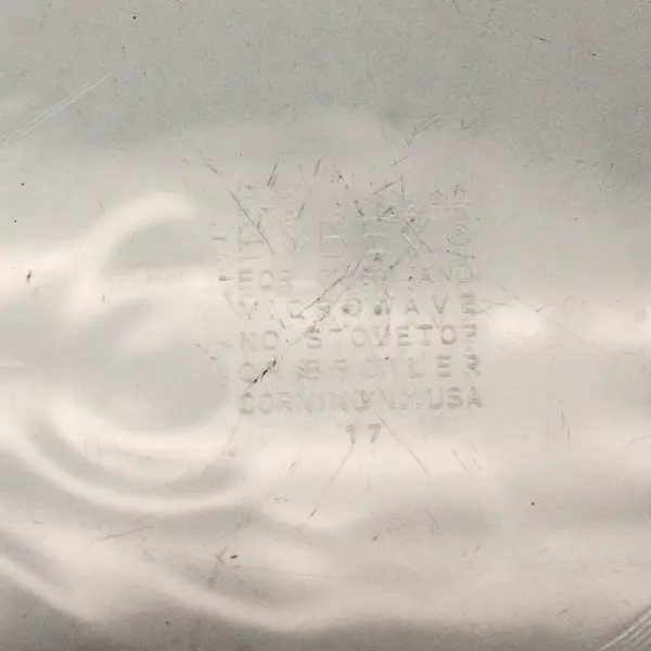 Pyrex 9.5" Deep Dish #229 A-T USA Pie Plate Scalloped Edge & Handled
