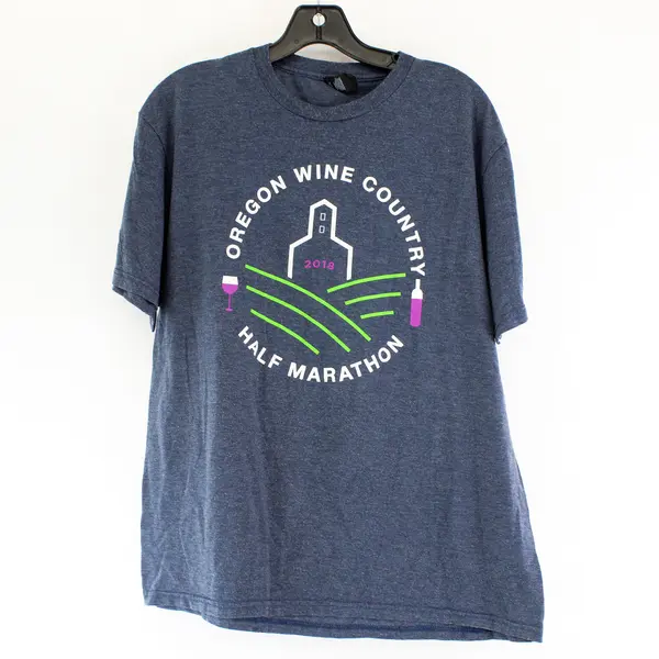 District Made Oregon Wine Country Half Marathon Blue T-Shirt Women's Medium