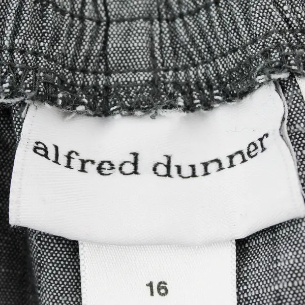 Alfred Dunner Gray Cropped Pull-On Pants Women's Size 16