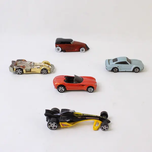 Hot Wheels Lot of 5 Loose Diecast Cars 1987-2000 Assorted