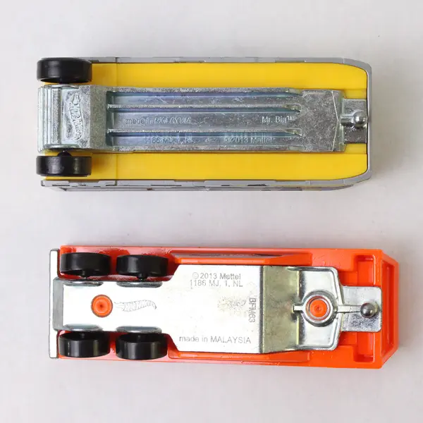 Lot of 2 Hot Wheels Loose Trailers/Transporters - Mr. Big & Track Truck Trailer