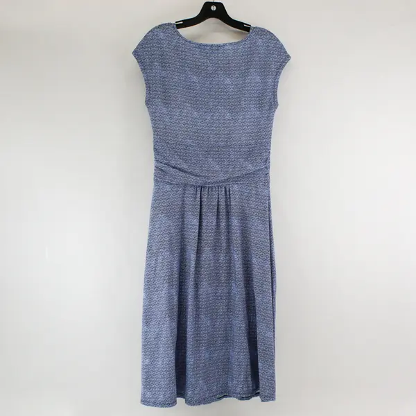 Blue and White Patterned Sleeveless Midi Dress Women's Small 6-8