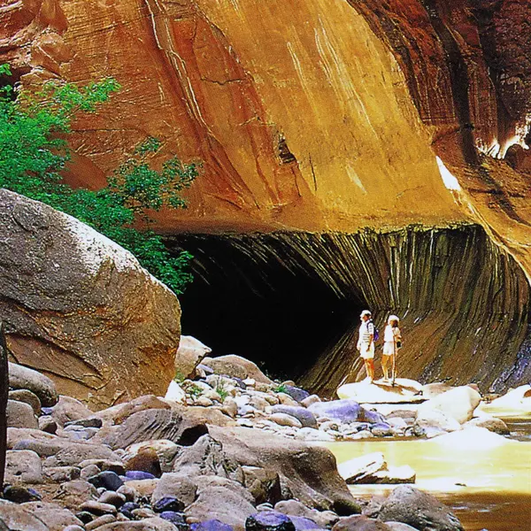 Zion National Park 500 Pc. Jigsaw Puzzle, 18 x 24" Complete #12214 