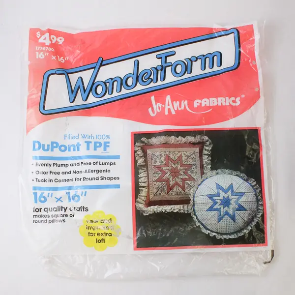 Lot Of 2 Wonder Form Jo-Ann Fabrics 16" x 16" Crafting Pillow 100% DuPont TPF