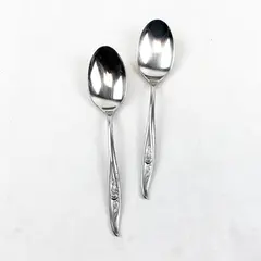 Lot of 2 Reed & Barton Florentine Rose Stainless Oval Soup Spoons 6.75"