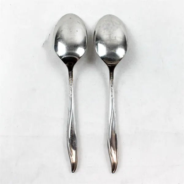 Lot of 2 Reed & Barton Florentine Rose Stainless Oval Soup Spoons 6.75"