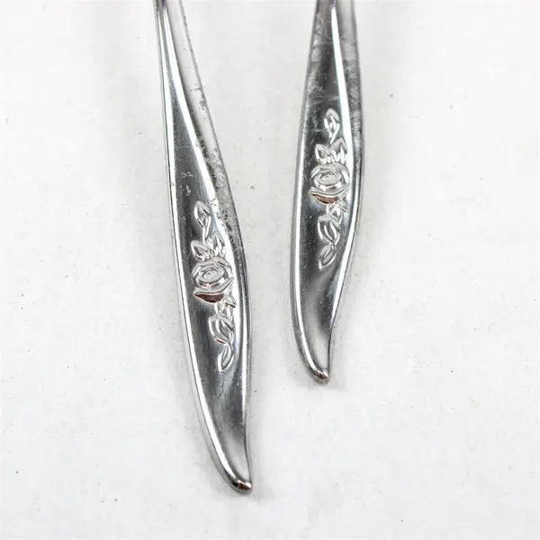 Lot of 2 Reed & Barton Florentine Rose Stainless Oval Soup Spoons 6.75"