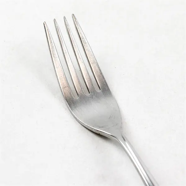 Lot of 2 Reed & Barton Florentine Rose Stainless Dinner Forks 7.25"