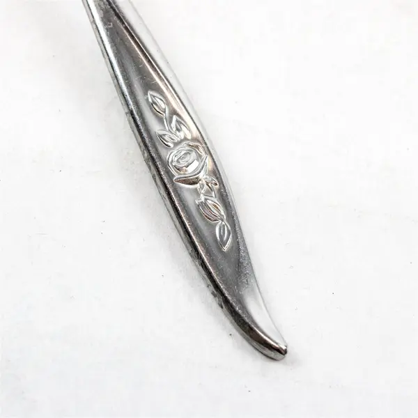 Lot of 2 Reed & Barton Florentine Rose Stainless Dinner Forks 7.25"