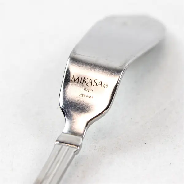 Mikasa Avenue Frost Stainless Steel 7" Butter Spreading Knife