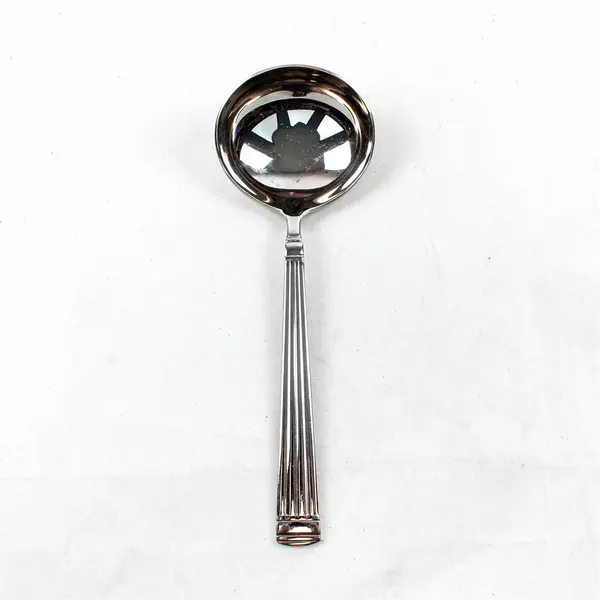 Reed & Barton Waverly Hall Stainless Steel Soup Ladle 7.75in