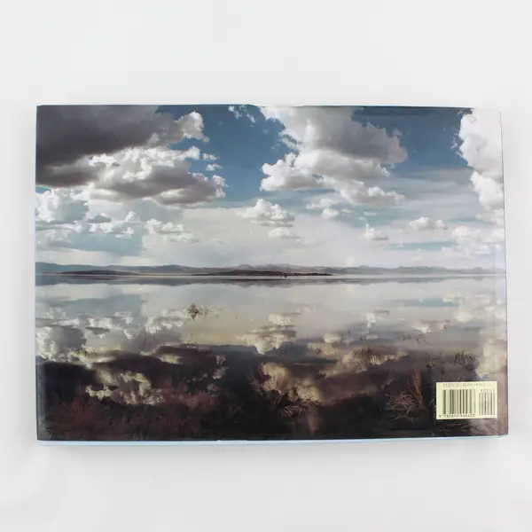 The Western Horizon by Mary Heebner Photos by Macduff Everton 2000 HC DJ